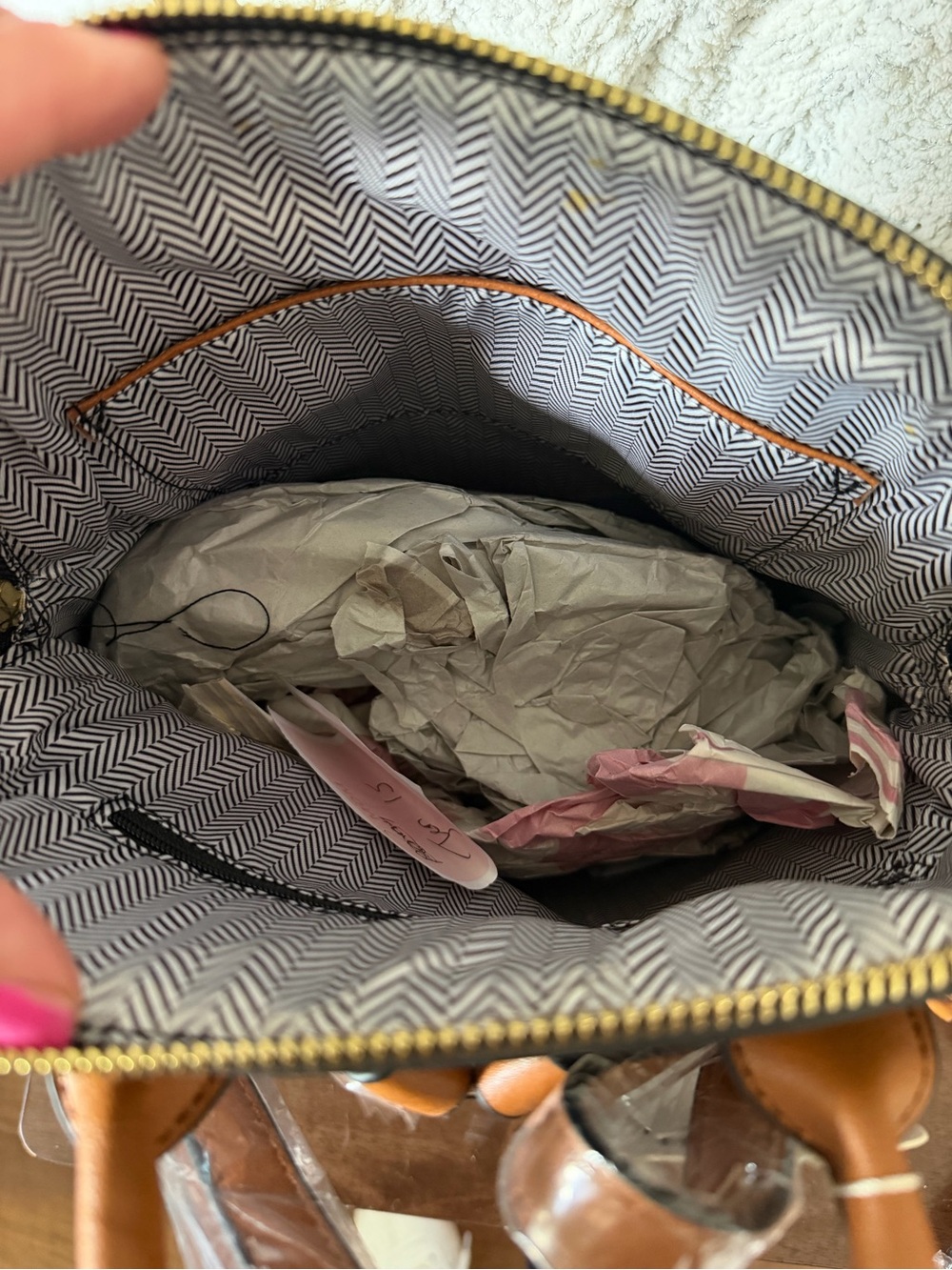 NWT Pebbled Leather Backpack with Matching Wristlet - Picture 6 of 6